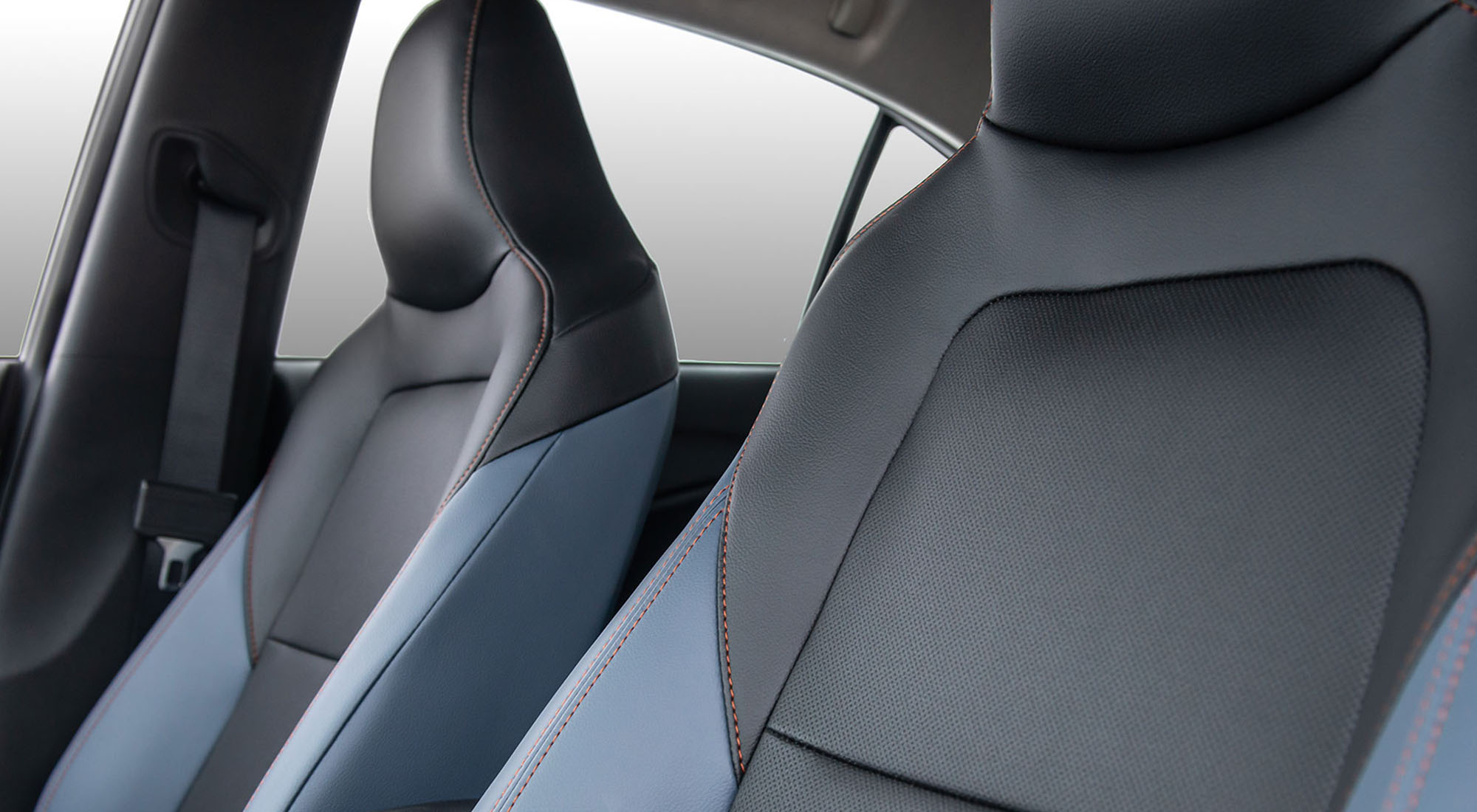 Asientos interiores Chevrolet Onix sedán