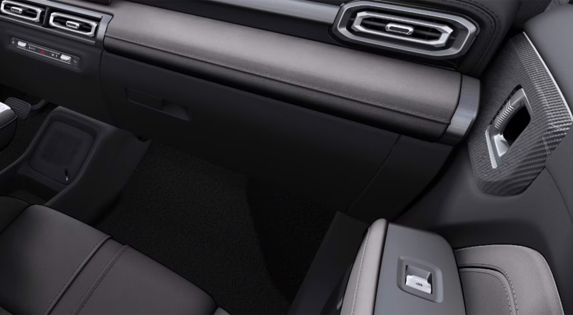 Interior negro lado pasajero Spark EUV